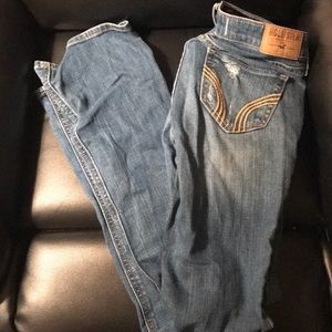 Hollister Jeans.